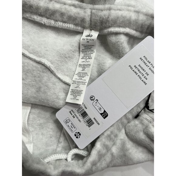 ALO Yoga Polar Fleece Retreat Short Style W6553R in White Heather Grey - Picture 6 of 7